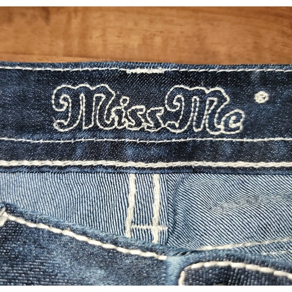 Miss Me‎ Women's Jeans Size 29 Dark Wash Bootcut Mid-Rise Embellished Pockets - Picture 5 of 16
